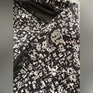 LuluLemon Black and White workout pants